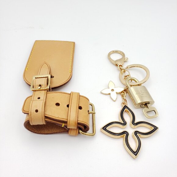 Authentic Louis Vuitton Luggage Nametag and Gold Padlock with Unbranded Keycharm - Picture 8 of 11